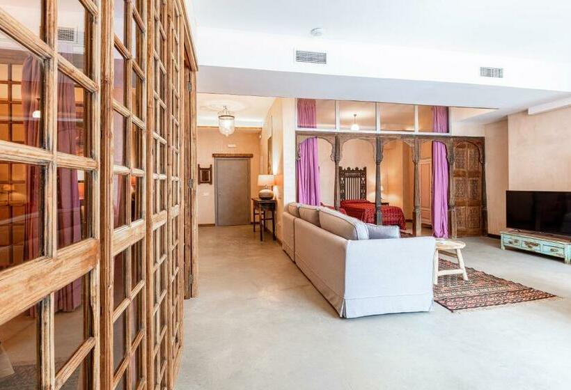 Bombayarte Aparthotel Tarifa