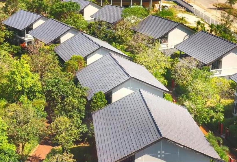 هتل Danang Mikazuki Villas & Spa