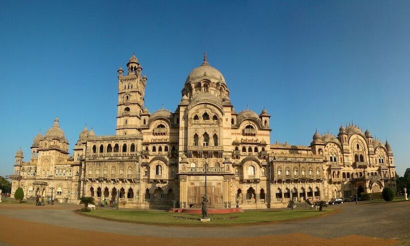 فندق Fairfield By Marriott Vadodara