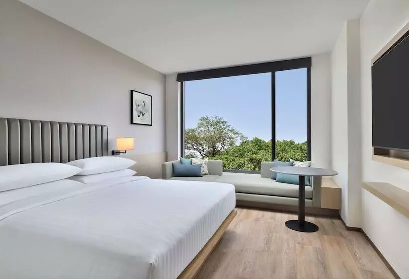 هتل Fairfield By Marriott Vadodara