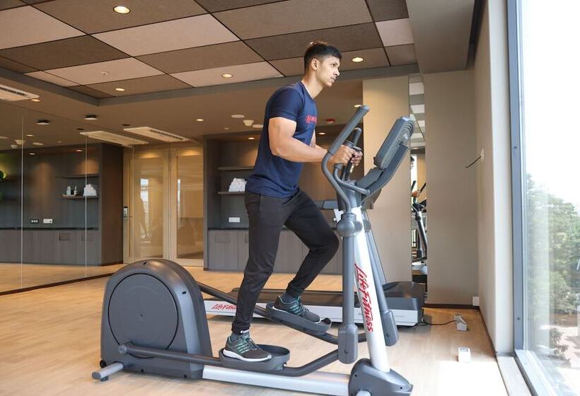 فندق Fairfield By Marriott Vadodara