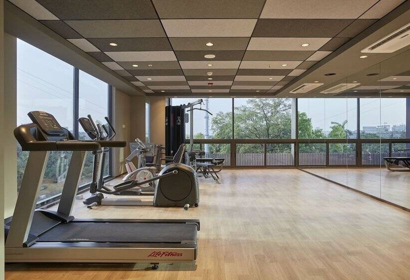 فندق Fairfield By Marriott Vadodara