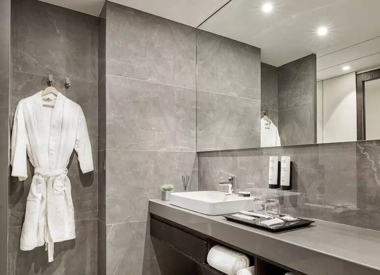 هتل Fairfield By Marriott Vadodara