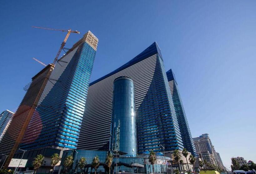 Orbi City Center Sea View