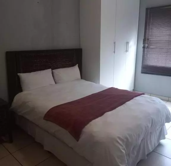 ペンション Emangweni Guestlodge