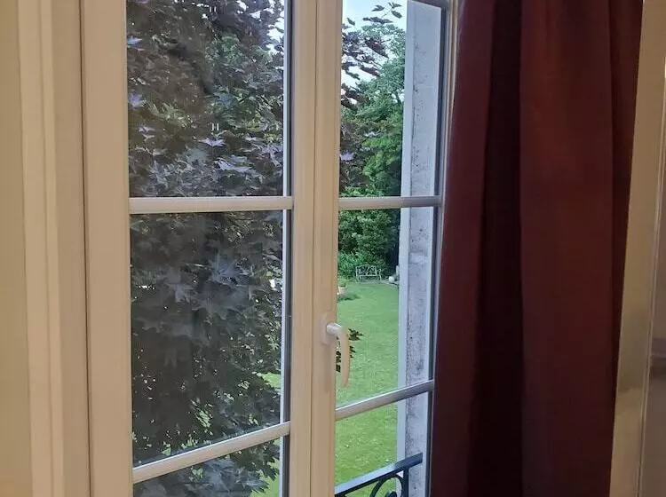 Majatalo Logis Des Tourelles