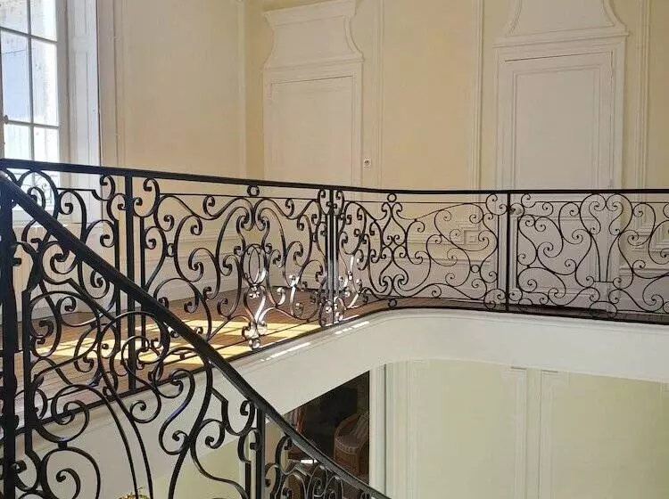 Majatalo Logis Des Tourelles