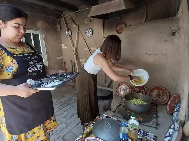 Majatalo Reyhana Unique House