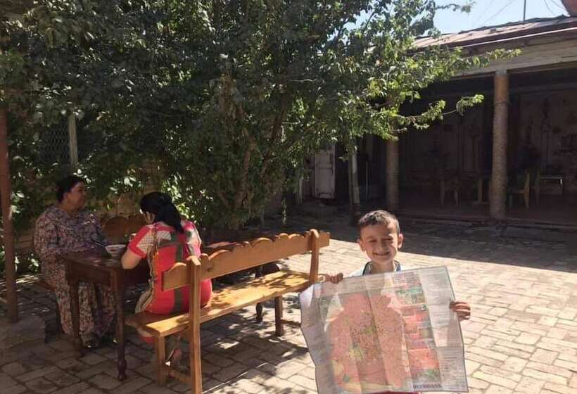 Pensão Reyhana Unique House