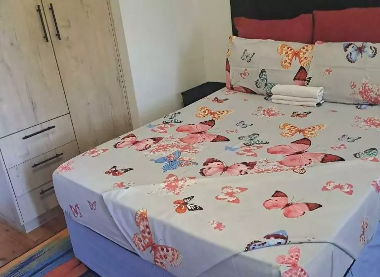 پانسیون Moonlight Guesthouse