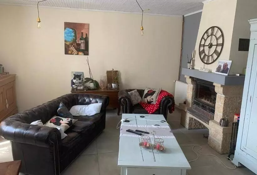 Aamiaismajoitus (B&B) Les Chambres De La P’tite Vallée