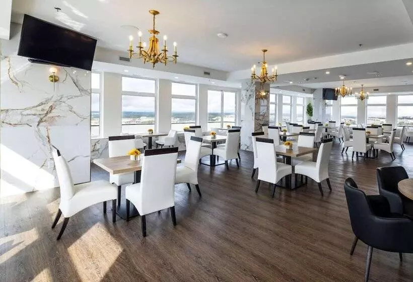 Halifax Tower Hotel & Conference Centre, Ascend Hotel Collection