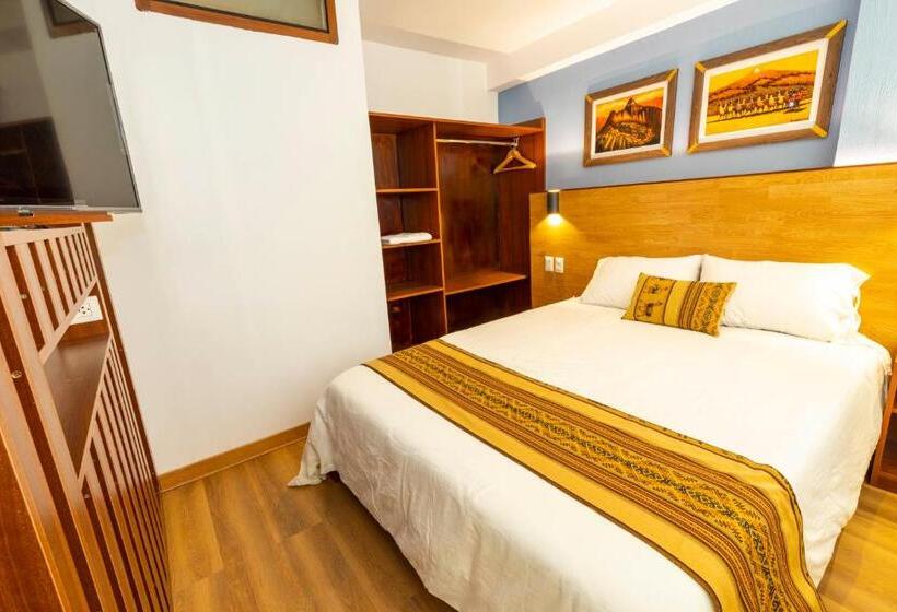 Отель Pacific Palace