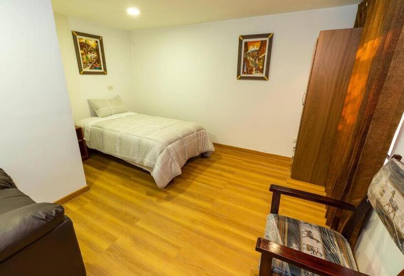 Отель Pacific Palace