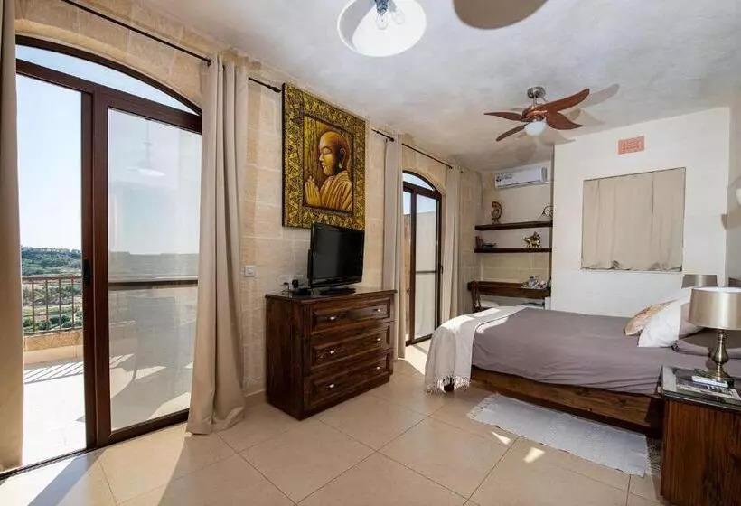 Ta’ Giljan B&b Gozo