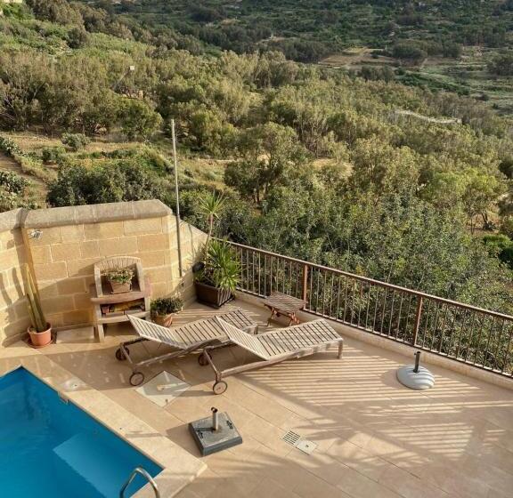 Ta’ Giljan B&b Gozo