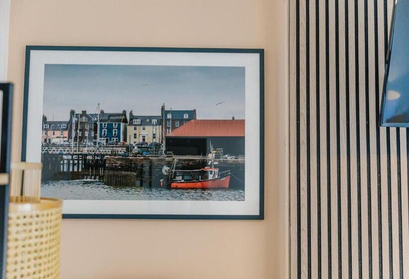 Ostello Haar With Rooms 5 Stars