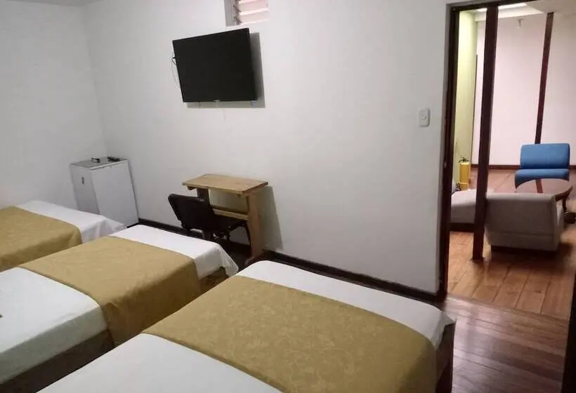 هتل Cañaveral Plaza