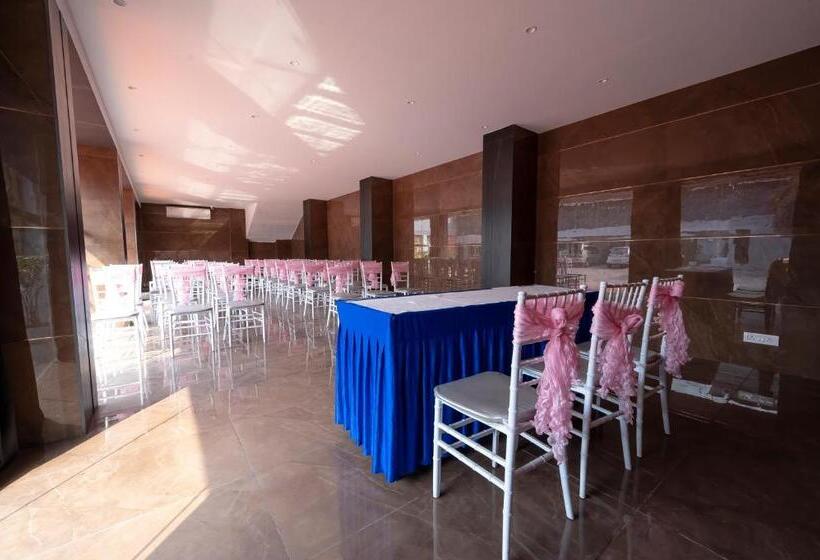 Hotelli Mittal Garden