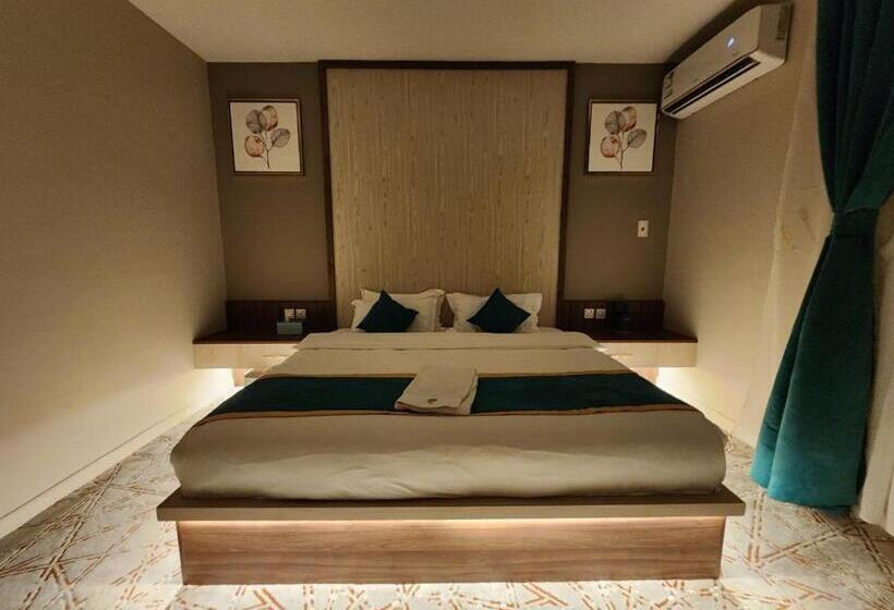 酒店 Relaxe Palace