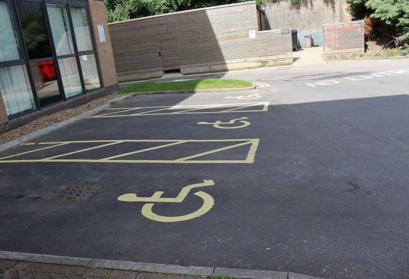 Mk Shortstay Deluxe Flat 2