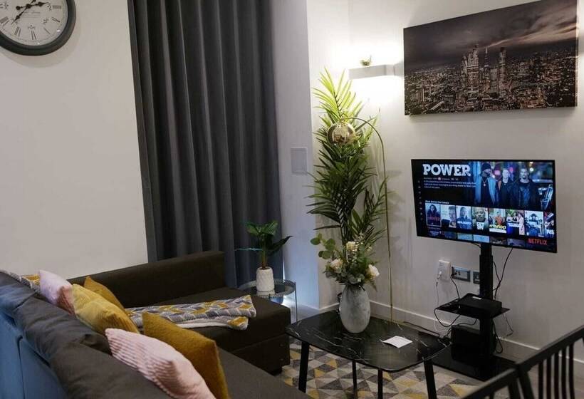 Mk Shortstay Deluxe Flat 2