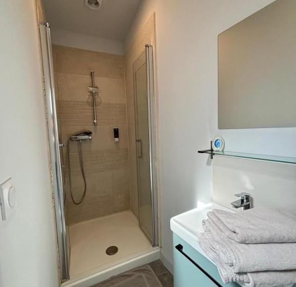 Chez Oma I 1 Appartement Indépendant Opi I 3 Chambres Privatives Avec Salle D Eau Et Salon Commun Cu