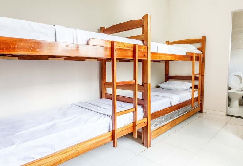 Fonte Nova Hostel