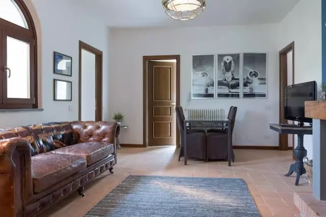 Ht Castello Di Campolongo