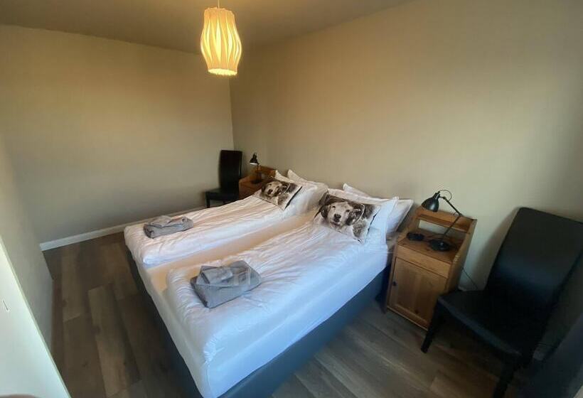 álftártunga Farm Guesthouse