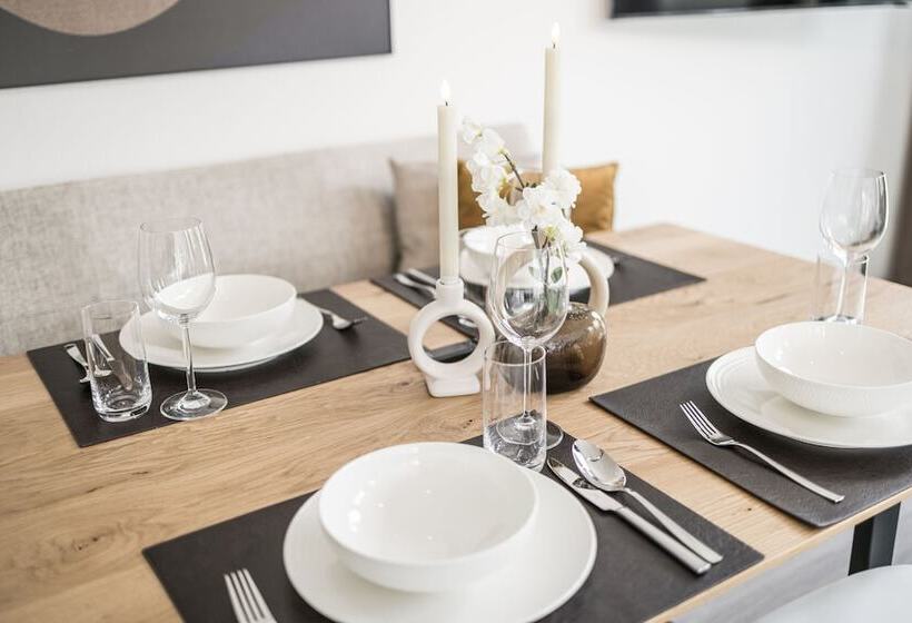 Max Studios & Apartments   Zillertal