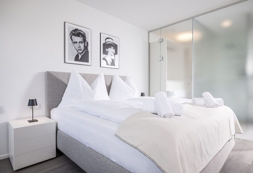 Max Studios & Apartments   Zillertal