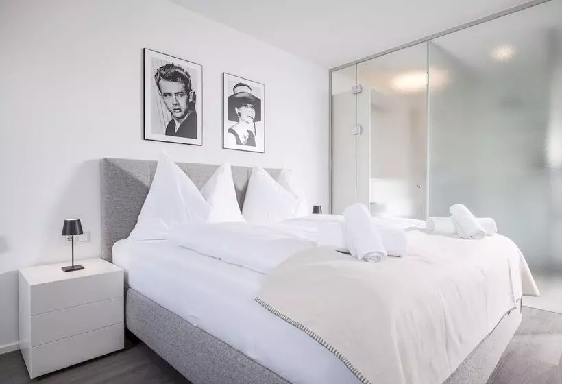 Max Studios & Apartments   Zillertal