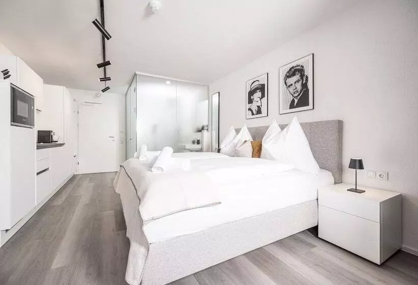 Max Studios & Apartments   Zillertal