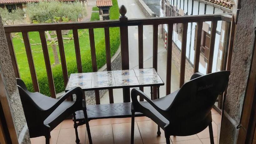 膳宿费 Hostal Mendaurpe