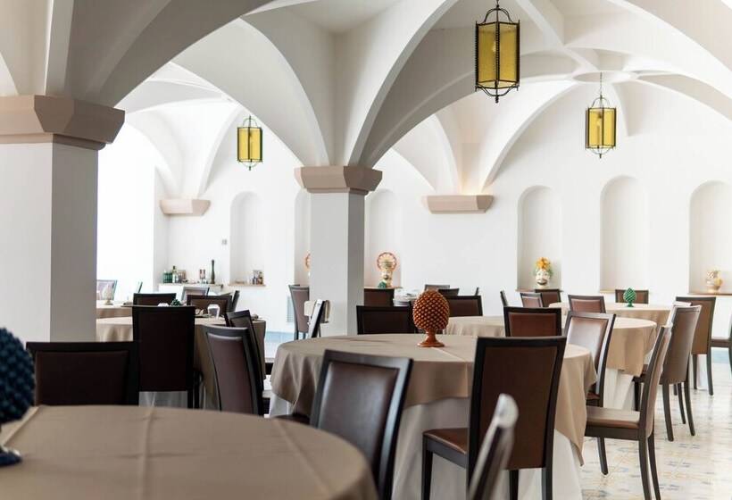 استراحتگاه Al Balhara Suite & Spa