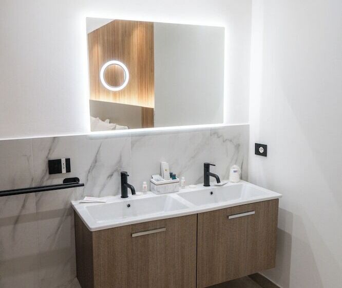 استراحتگاه Al Balhara Suite & Spa