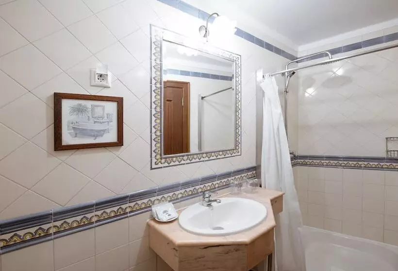 Casa De S. Thiago De Obidos