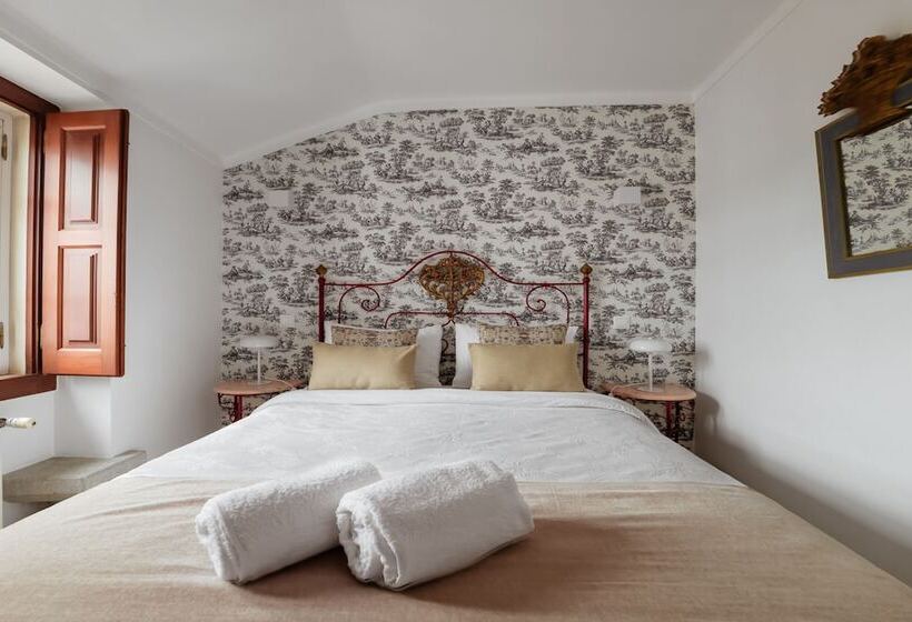 Casa De S. Thiago De Obidos