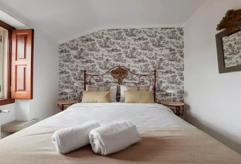 Casa De S. Thiago De Obidos