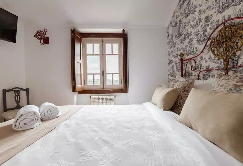 Casa De S. Thiago De Obidos