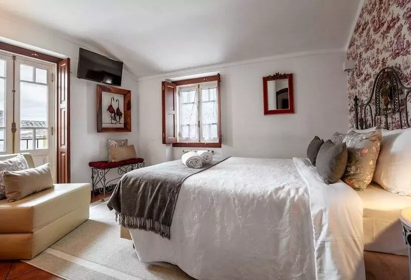 Casa De S. Thiago De Obidos