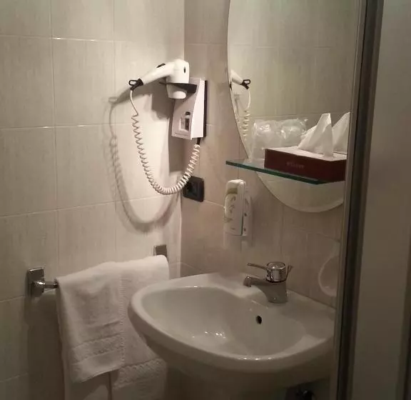 ホテル Albergo Costantini