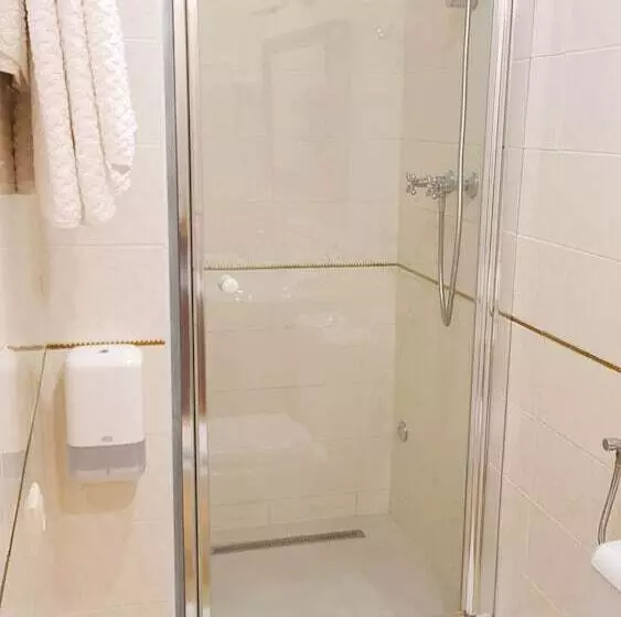 Отель Hamlet Bed & Breakfast