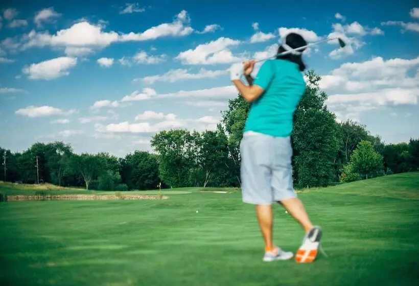 Boutique Hotel Charley S