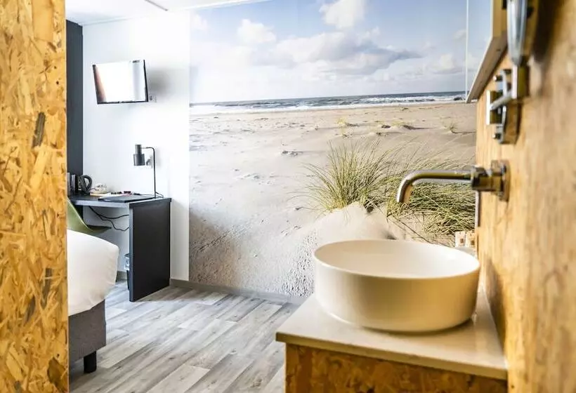 Boutique Hotel Charley S