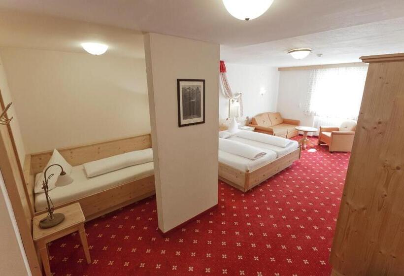 ホテル Garni Rifflsee