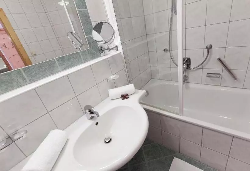 ホテル Garni Rifflsee