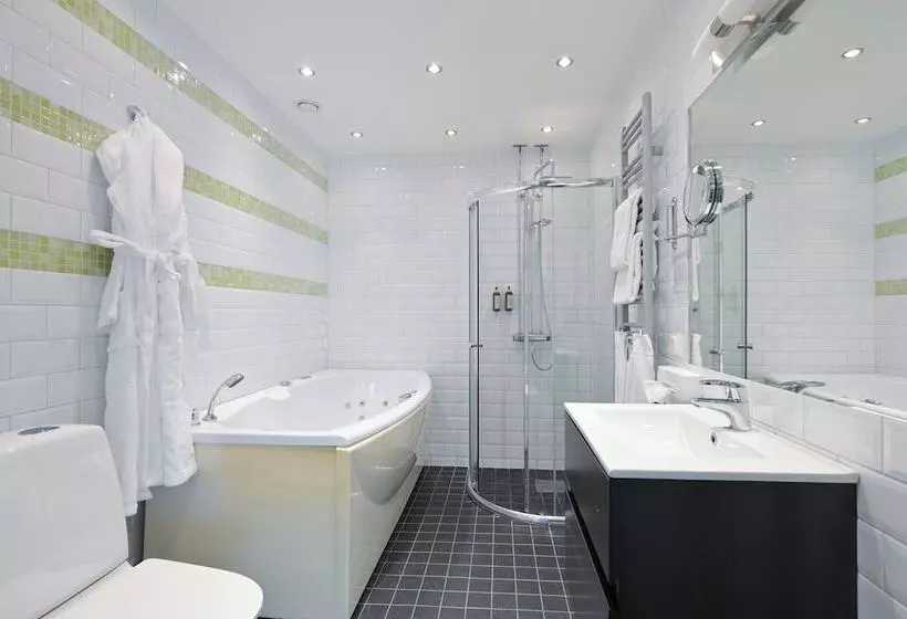 בית מלון כפרי Gimo Herrgård