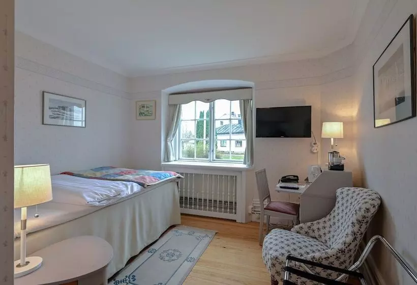 בית מלון כפרי Gimo Herrgård